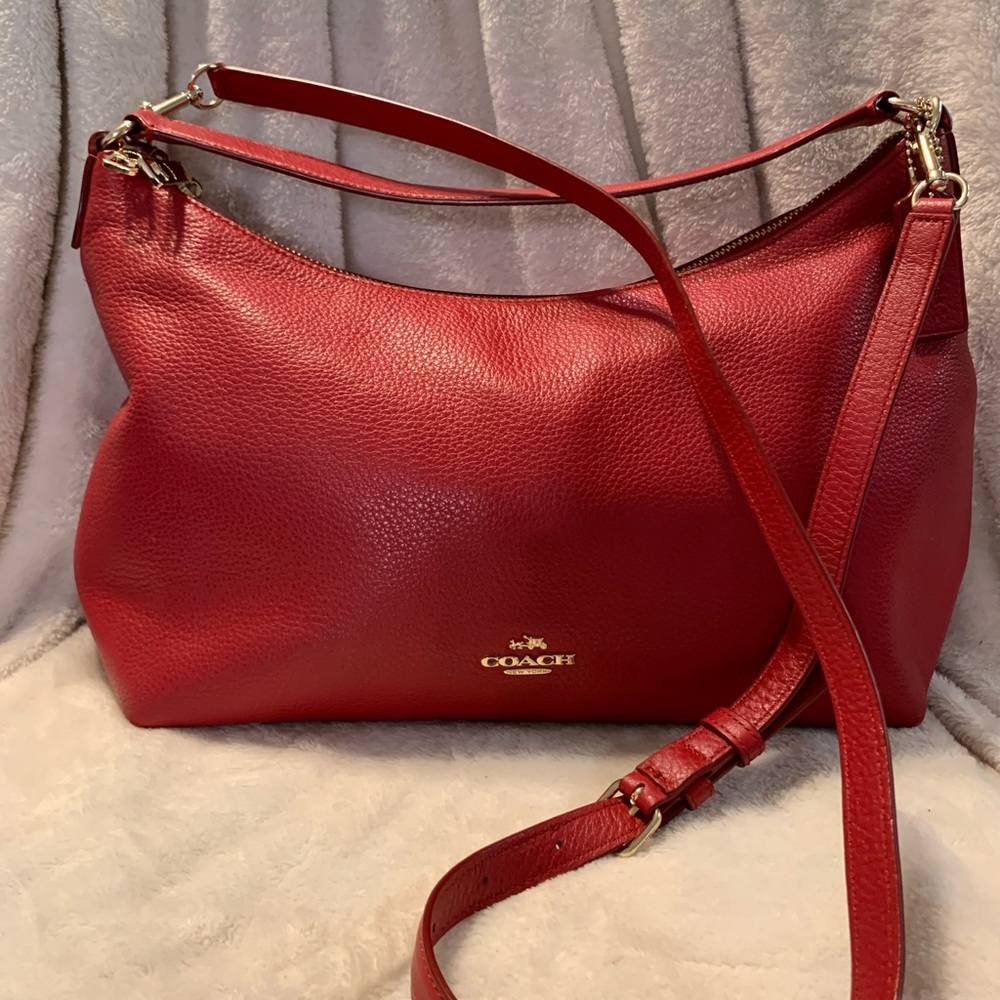 Coach East/West Celeste Convertible Hobo in Pebble
